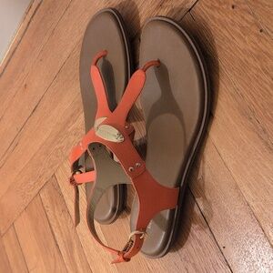 NEW Michael Kors Gold Plate Thong Sandals- orange and gold